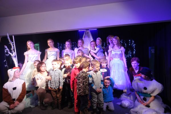 elsa-36-20160214-1046840875A6A478B6-5C13-2DAB-8E46-B86C7C31AF27.jpg