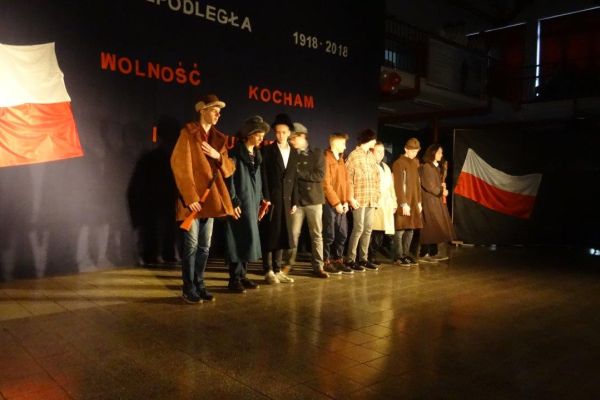 wito-niepodlegoci-14-20181118-1308418156EF29185E-4803-B376-BB42-82B9CF639320.jpg